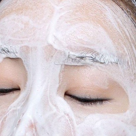 Sữa rửa mặt trắng da Hatomugi 130g