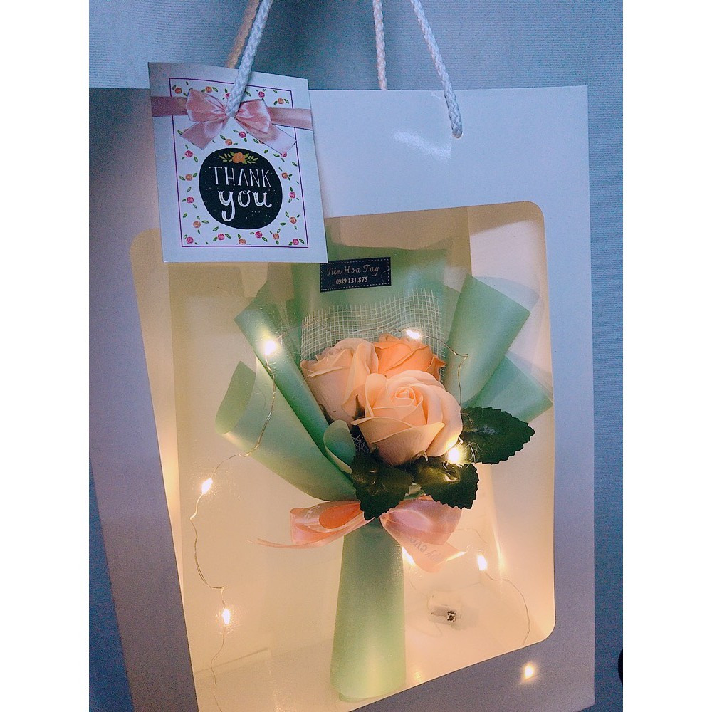 Túi giấy mặt kính đựng hoa bó từ 3-11 bông tặng kèm thiệp