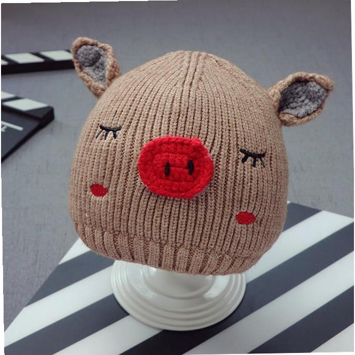 Nón len mũi lợn ngỗ nghĩnh