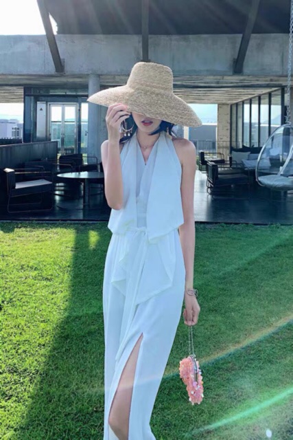 Sẵn - Váy maxi đi biển hở lưng, có xẻ đùi