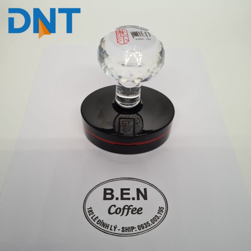 Con dấu in logo EH3050 hình bầu dục. Kèm lọ mực 10ml. In logo Shop lên bao bì sản phẩm