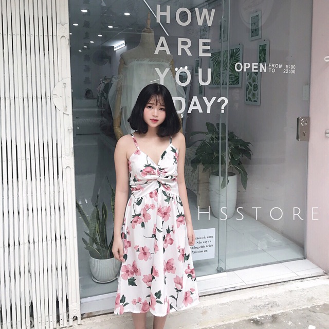 VÁY 2D HOA XOẮN NGỰC