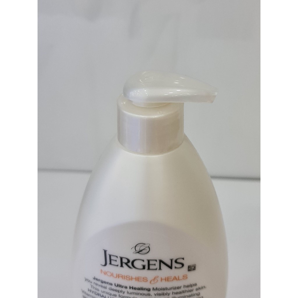 Sữa Dưỡng Thể Mềm Mịn Jergens Ultra Healing 621ml USA