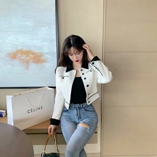 (có sẵn )Áo khoác dáng lửng koreastyle