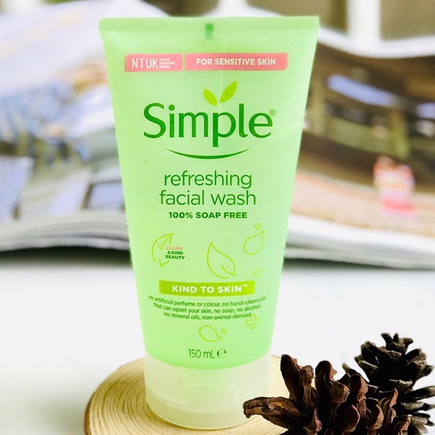 Sữa Rửa Mặt Simple Kind to Skin Refreshing Facial Gel Wash 150ml