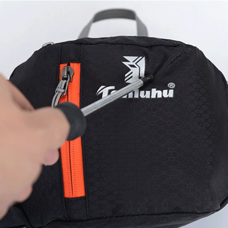 Túi đeo hông đựng điện thoại có ngăn đựng bình nước khi chạy bộ