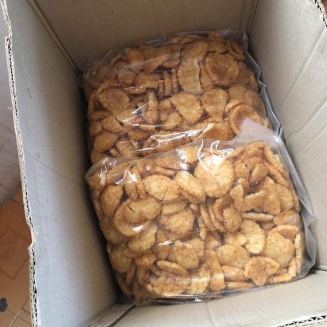 Bánh gạo Ichi cân