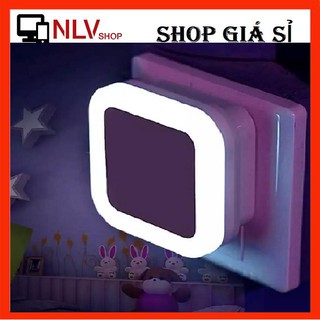Đèn Ngủ Vuông Cảm Biến Tự Sáng Khi Về Đêm