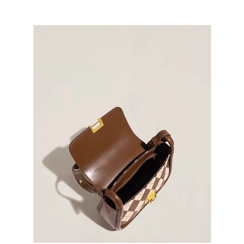 Túi xách nữ đeo chéo , đeo vai GOOD BASIC C09 viền nổi caro khóa kim loại phong cách hàn quốc giá rẻ HT71