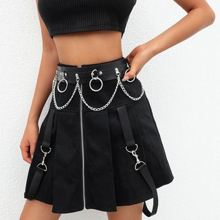 Chân váy xếp lý phong cách gothic