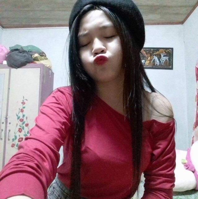 ÁO THUN LỆCH VAI SIÊU XINH TAY DÀI