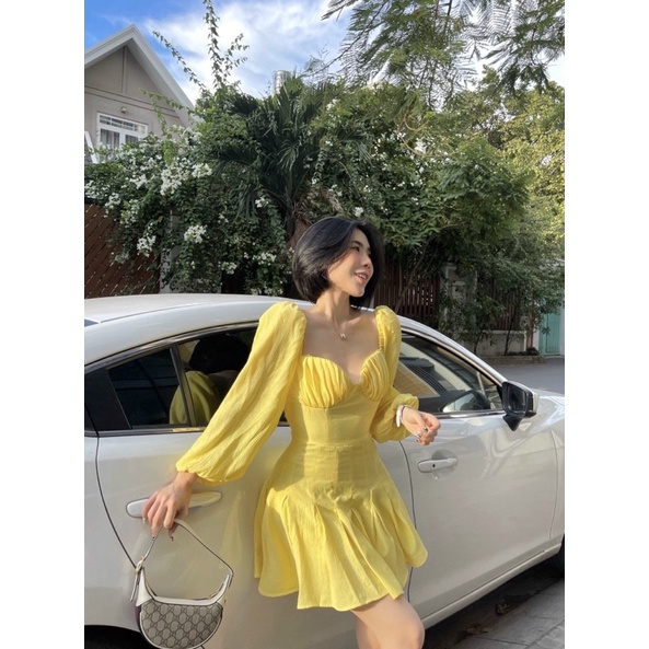 Đầm xoè tay phồng phối ren vàng