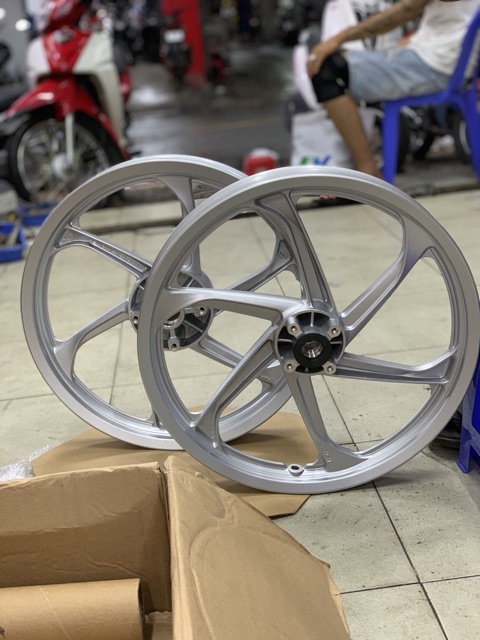 Mâm Yaz chính hãng / Gắn Ex135 như zin - Yaz125