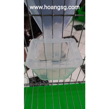 Máng ăn tự động cho bồ câu.vẹt,cu gáy,chim