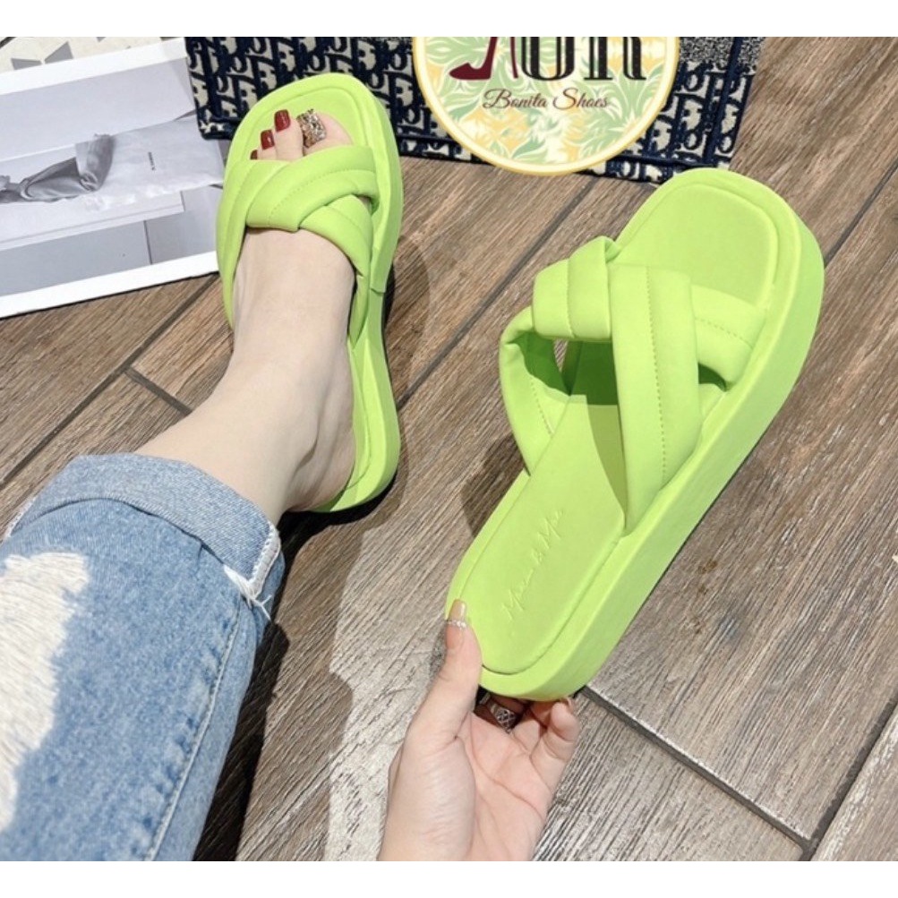 DÉP BÁNH MI ĐẾ ĐỘN-SANDAL CỰC HOT.
