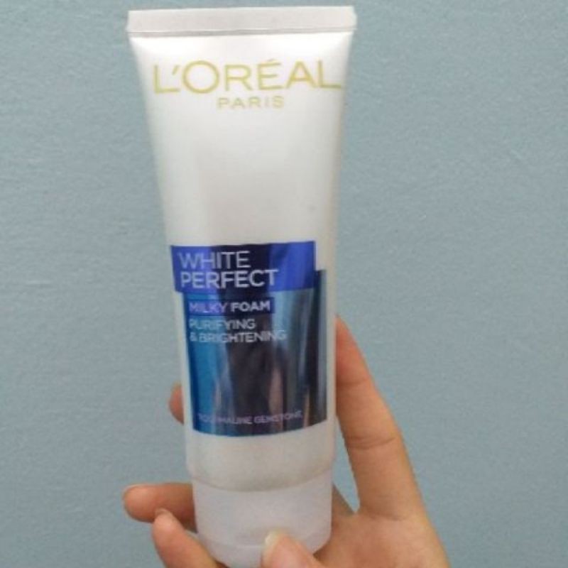 Sữa rửa mặt làm trắng da L'oreal 100ml