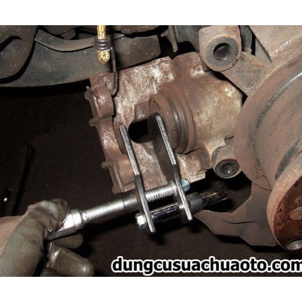 Vam ép piston phanh xe, ép piston phanh trống
