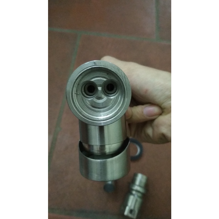 Vòi nước nóng lạnh