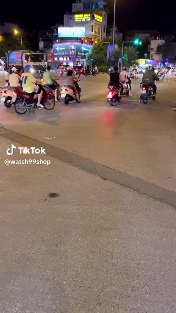 Đồng hồ nữ C.h.o.p.a.r.d  L'HEURE DU DIAMANT hàng loại 1 thiết kế đẹp mắt sang trọng và lộng lẫy | BigBuy360 - bigbuy360.vn