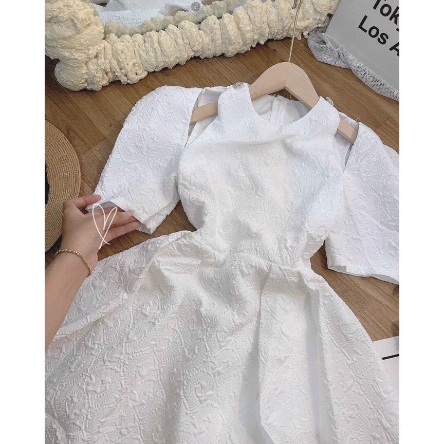 Váy đầm nữ trắng  khoét vai cộc tay đính đá chất liệu Xốp Gấm  dáng xòe chữ A hàng cao cấp