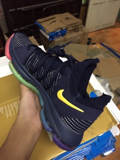 Giày thể thao KD 10