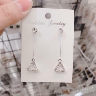 Bông tai đính đá lấp lánh đủ hình