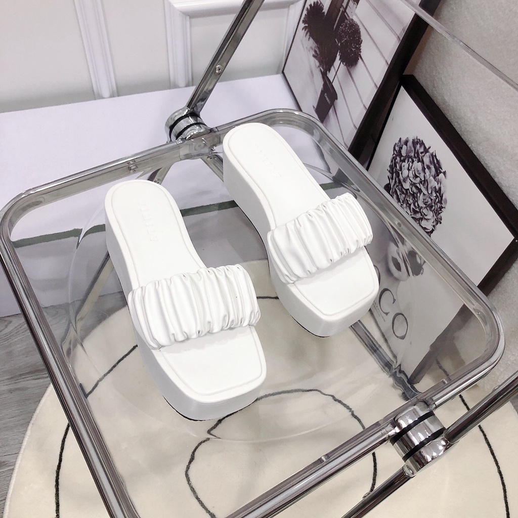 Dép Xuồng Đế Bánh Mì 7p Bọc Full Quai Ngang Nhúm Nhẹ Lên Chân Cực Xinh - 2 Màu Đen Trắng Chị Chảnh Store S10