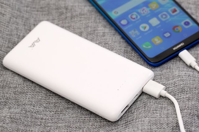 Pin sạc dự phòng chính hãng AVA bảo hành 6 tháng  dung lượng 10.000 Mah