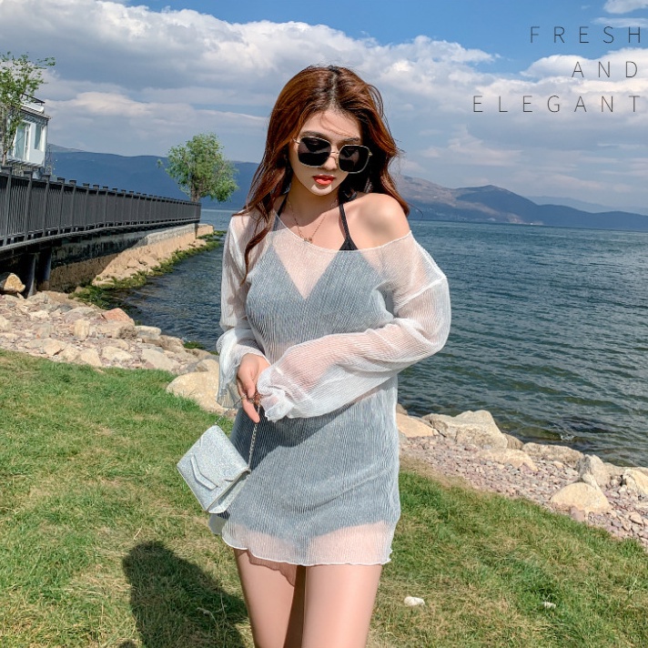 Bộ đồ bơi 3 mảnh thiết kế quyến rũ cho nữ