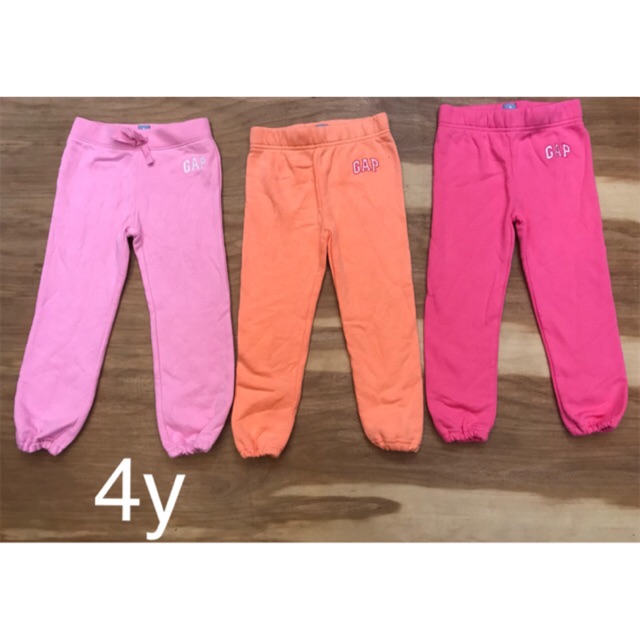 Quần nỉ GAP bé gái (4y)