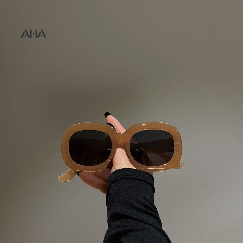 Kính mát AHA official màu trắng sữa thời trang cao cấp cho nam và nữ