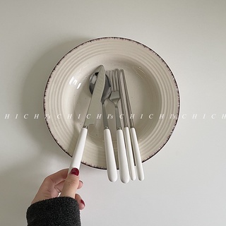 Set 4 món dụng cụ ăn uống, thìa dĩa đũa dao xinh xắn đáng yêu cán màu trắng hiện đại sang trọng CHICHI