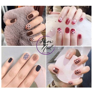 Miếng dán móng tay họa tiết chấm bi dễ thương