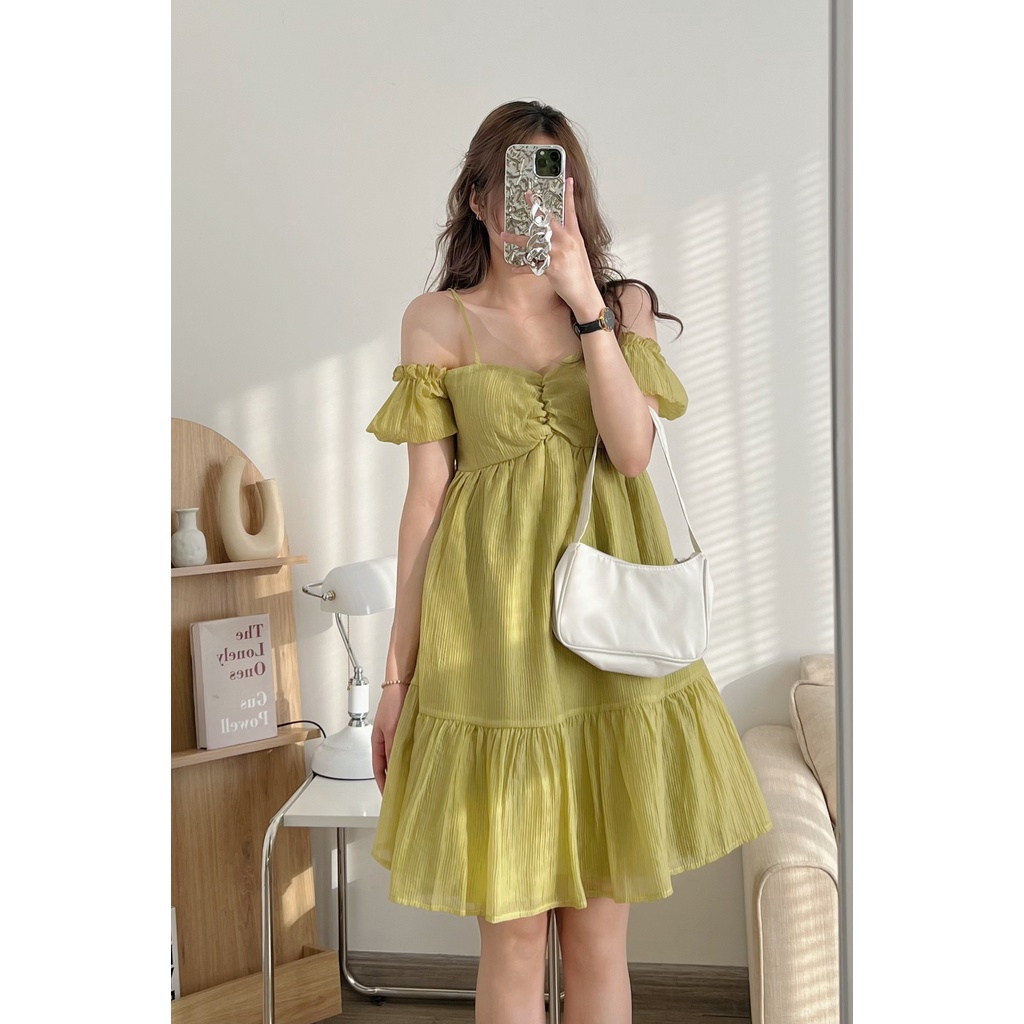 Đầm 2 dây  trễ vai dúm ngực có mút ngực chun sau- D012