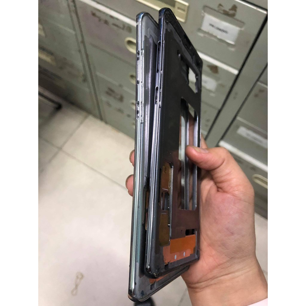 Vỏ Sườn Benzen Samsung Galaxy S10 Plus Zin Hãng Bóc Máy