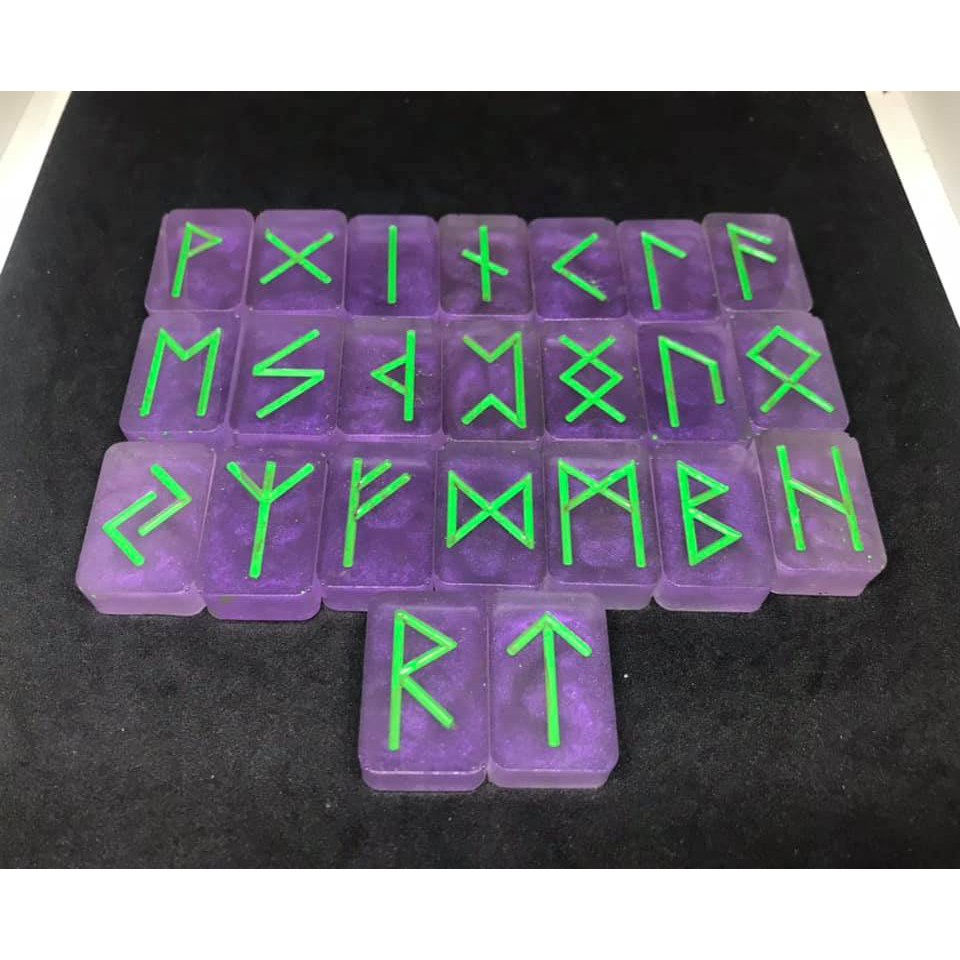 Bộ kí tự Runes nhũ kim