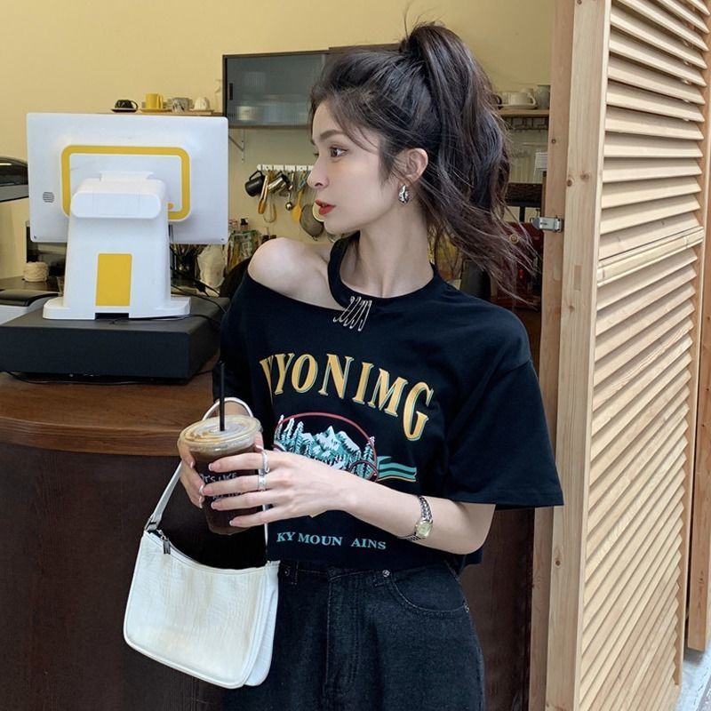 COZOK Áo Thun Croptop Tay Ngắn Trễ Vai Thiết Kế Sành Điệu
