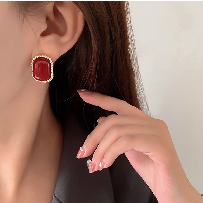 Bông Tai ĐíNh NgọC Trai Giả MàU Đỏ ThờI Trang