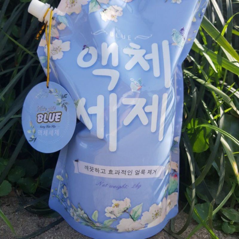 Nước Giặt Blue Hàn Quốc Hương Thảo Mộc Chính Hãng Túi 2000ml