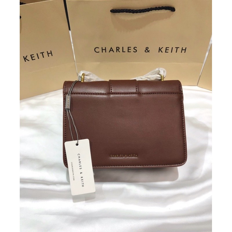 Túi mẫu mới màu nâu bò size 18cm