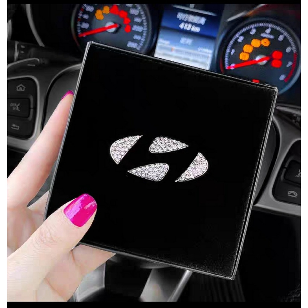 Dán LOGO vô lăng đính đá sang trọng cho xe HYUNDAI-TOYOTA-MZDA-HONDA-MECCIDES-KIA phong cách Nhật Bản