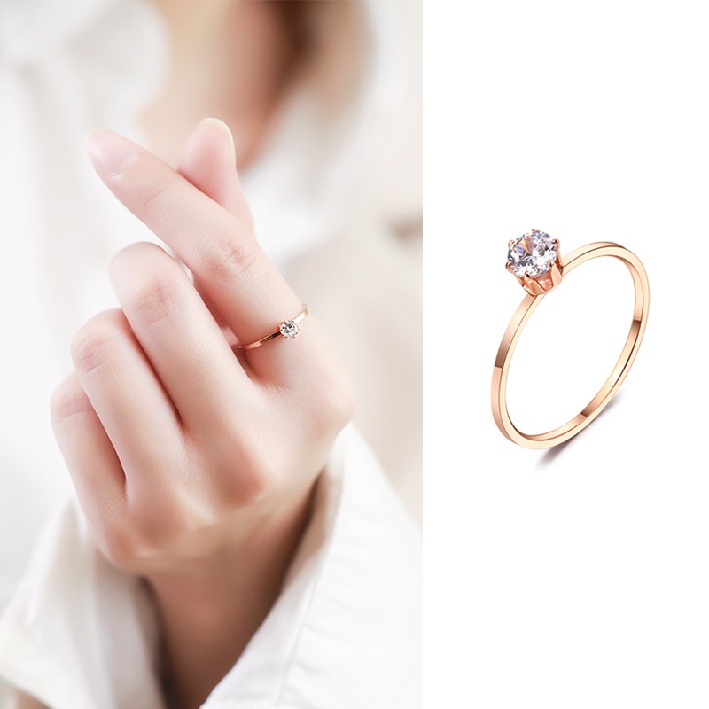 Nhẫn thép titan đính hạt đá thời trang nữ