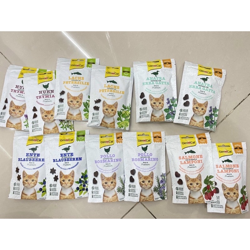Snack thưởng - bánh thưởng Gimcat cho mèo
