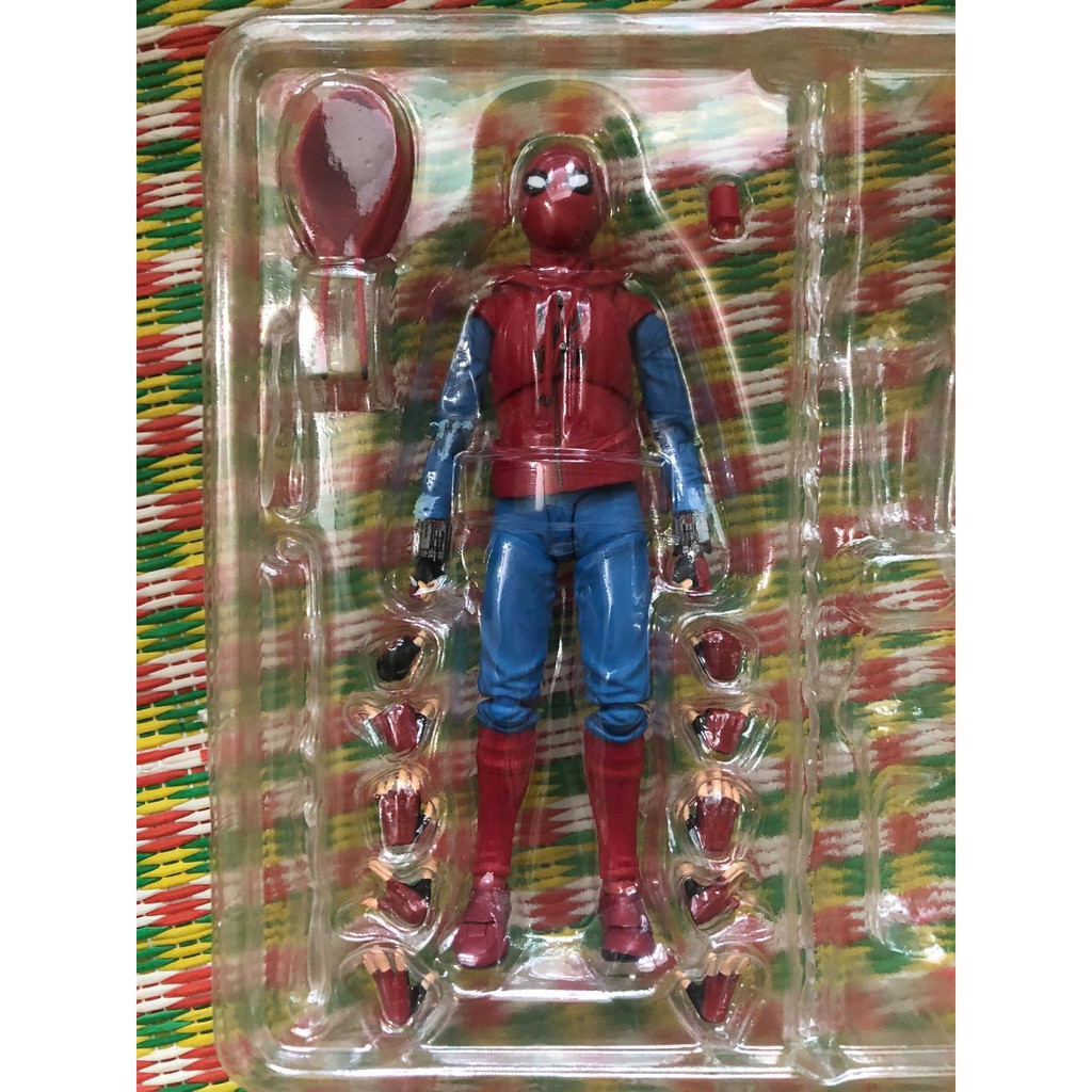 Mô hình SHF Spider man home made suit chính hãng