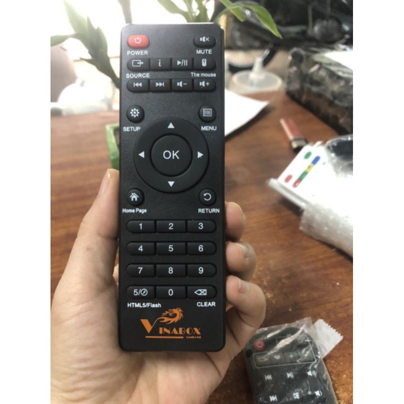 Điều khiển Remote Vinabox sử dụng tất cả đầu Box TV Vinabox