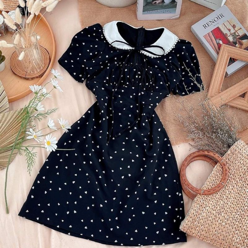 ĐẦM HOA NHÍ CUT OUT CỔ SEN TRẮNG mã 1604