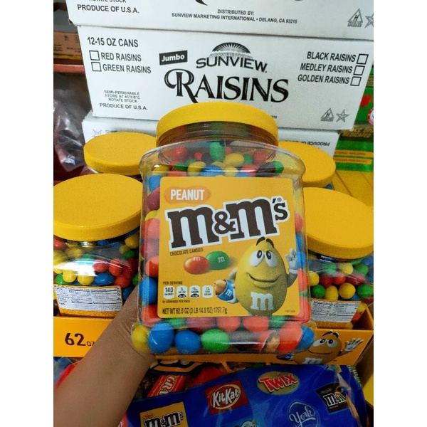 Hộp kẹo Peanut Chocolate M &amp; M