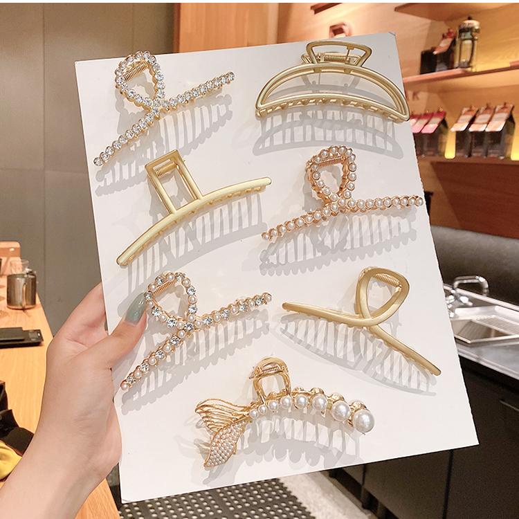 Kẹp tóc đính ngọc trai nhân tạo thời trang 2021