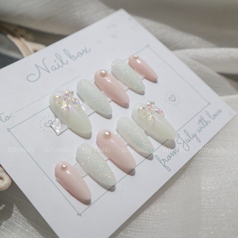 Móng úp thiết kế màu pastel đính nơ thuỷ tinh julynails.vn nb151