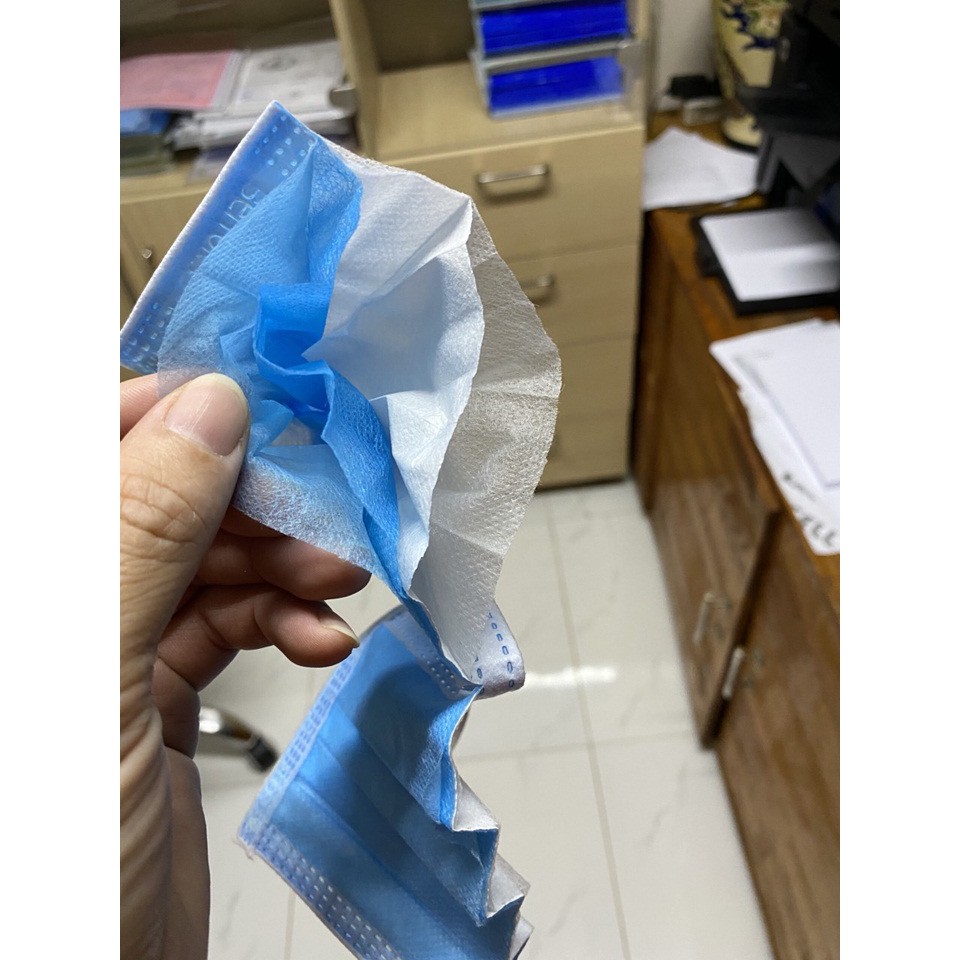 Set 1 Hộp 50 Cái Khẩu Trang Y Tế 4 Lớp Kháng Khuẩn Cao Cấp - Hình Thật Video Thật